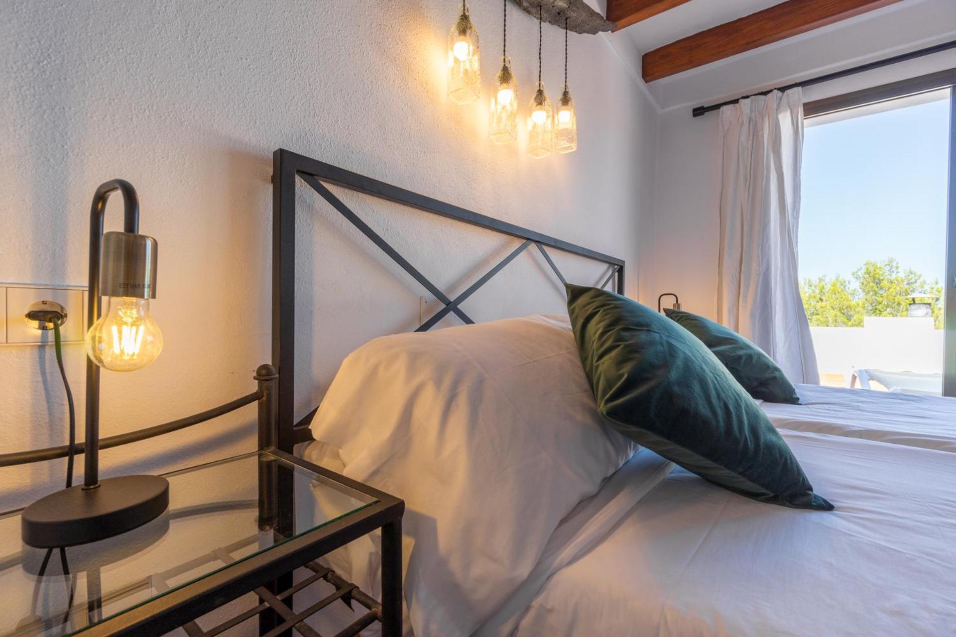 Hostal Restaurante Pou Des Lleo Сан Карлос Стая снимка