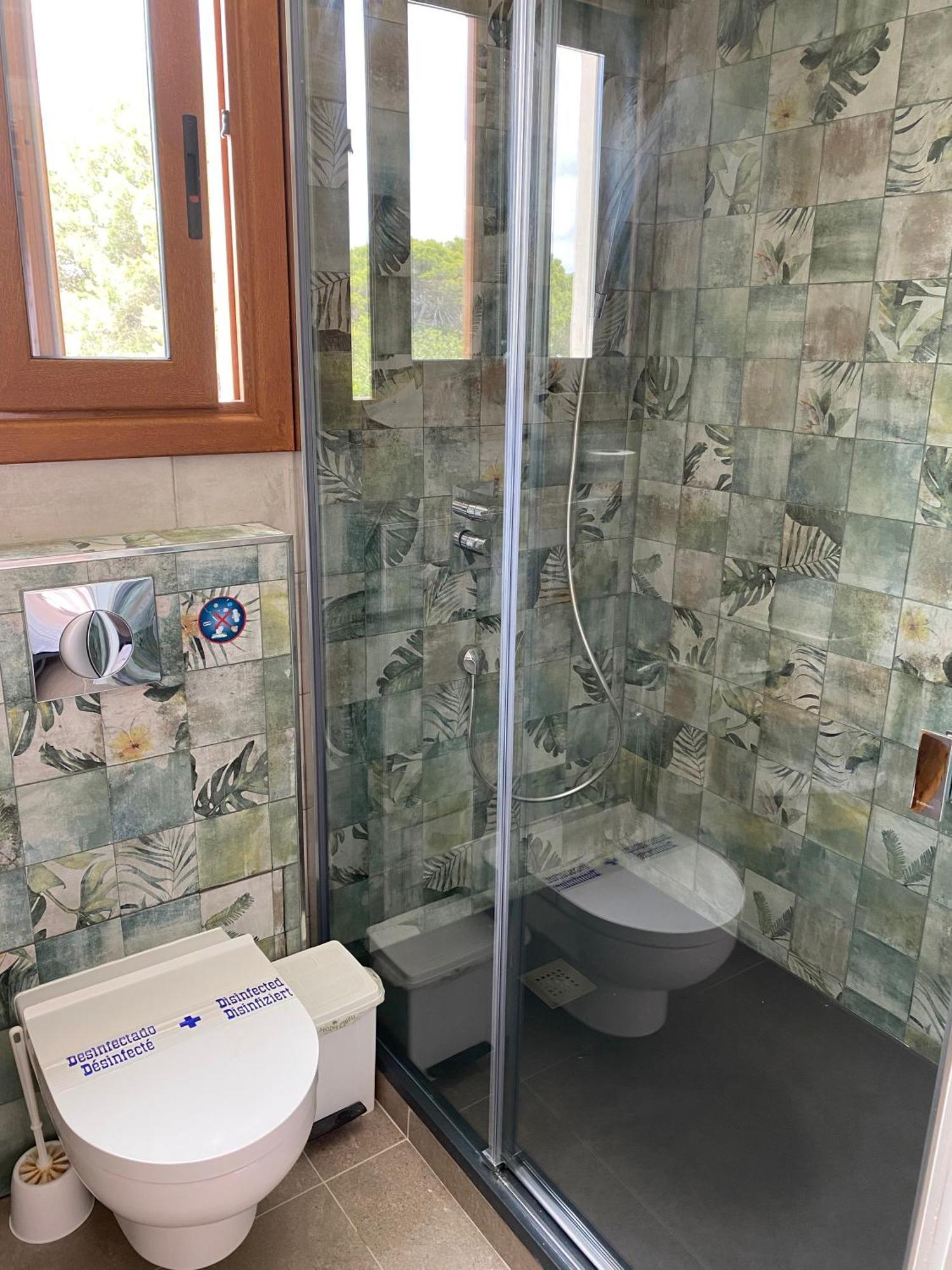 Hostal Restaurante Pou Des Lleo Сан Карлос Стая снимка
